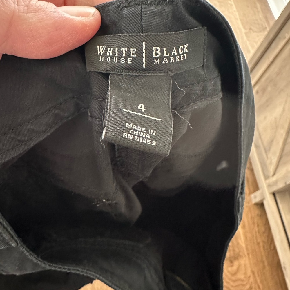 White House Black Market Capri Pants